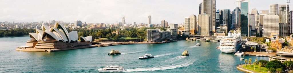 SUGCON logo with Sydney Harbour|Sydney harbour